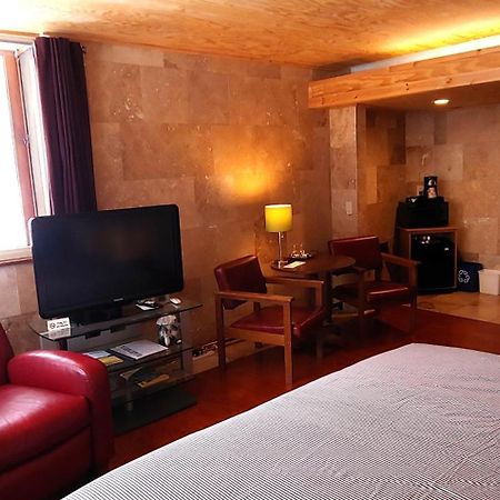 The Usonian Inn Llcスプリング・グリーン エクステリア 写真