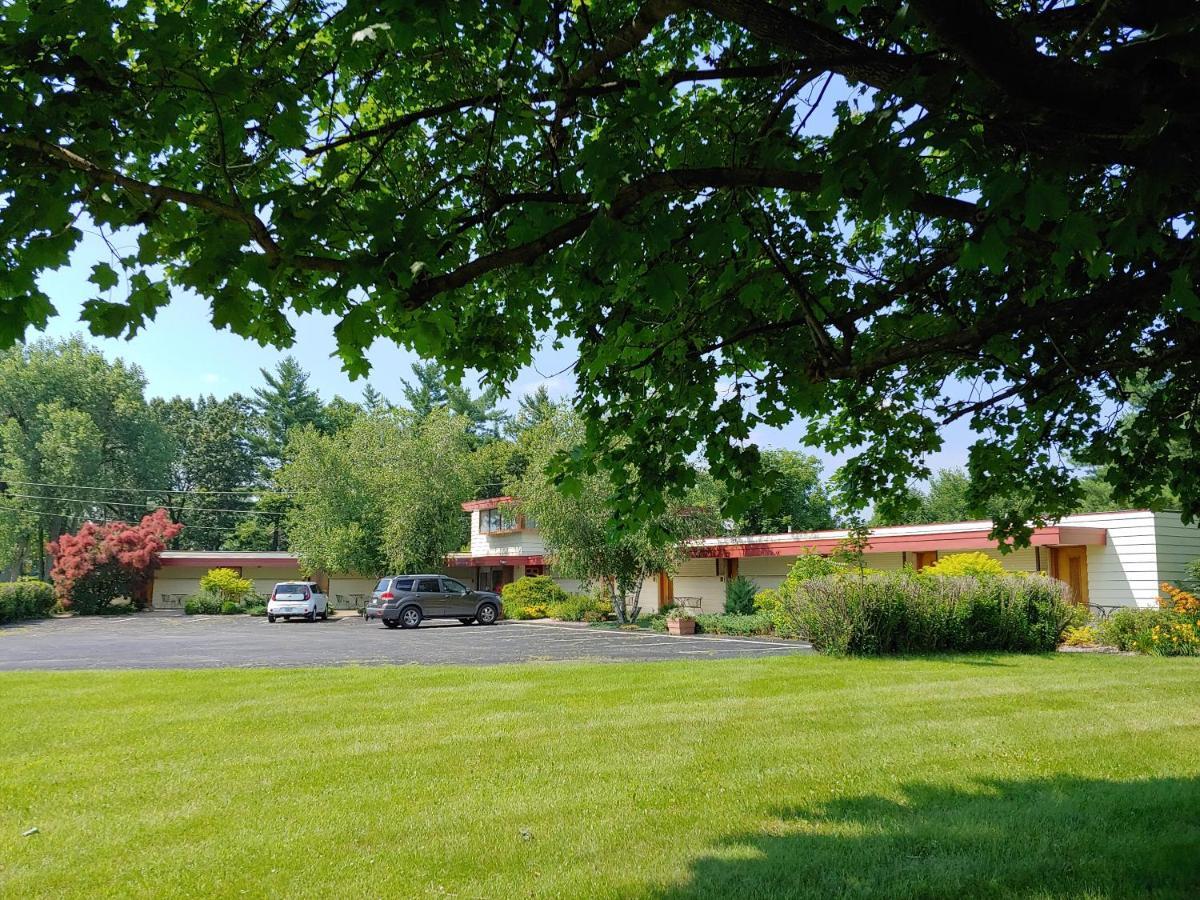 The Usonian Inn Llcスプリング・グリーン エクステリア 写真